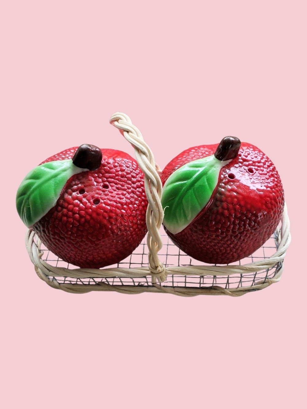 Vintage Strawberry S&P Shaker Set With Wire Basket Caddy Mid- Century Modern
